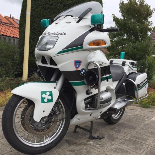 Motor BMW R850RT Italiaanse politie uitvoering.