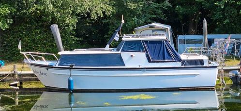 Motor Cruiser  8.6. Met e.v.t. gewenst een ligplaats