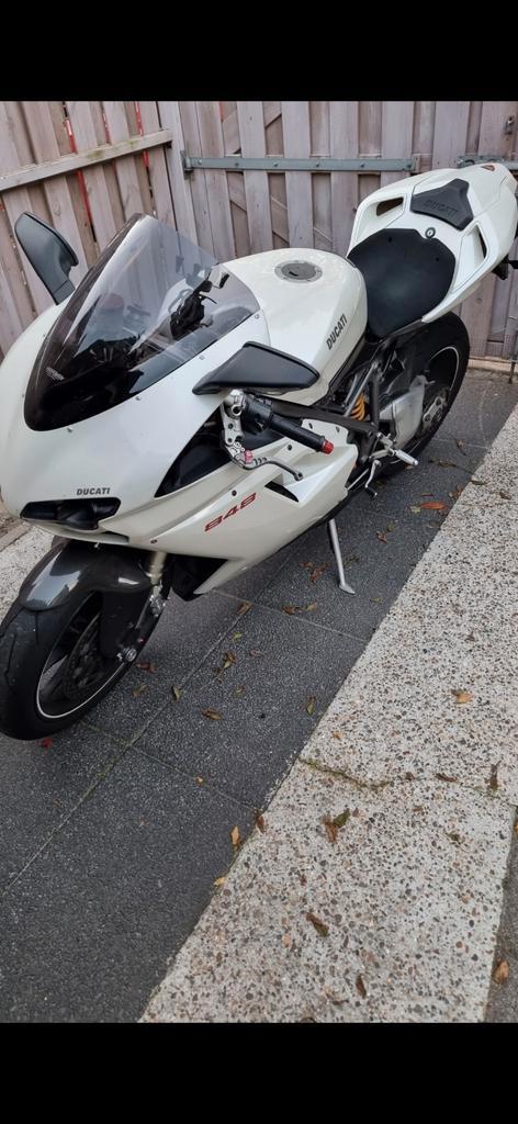 Motor Ducati  848