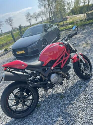 Motor Ducati monster 796 2013 maar 9700km