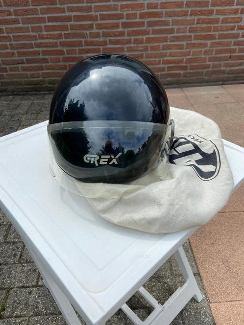 motor helm, zo goed als nieuw