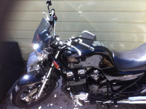 Motor honda seven fifty