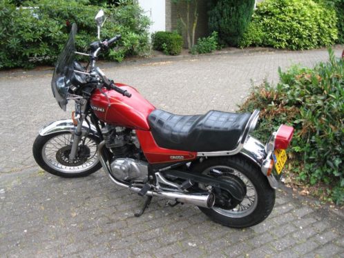 Motor Suzuki GR 650