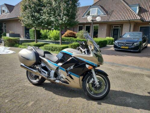 motor Yamaha FJR 1300