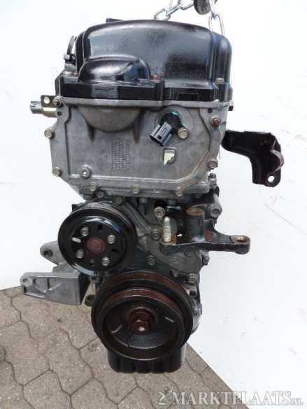 Motorblok Nissan Almera 1.8-16v QG18 116pk. 74.DKM zilver 