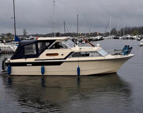 Motorboot polyester marco 810 met achterkajuit