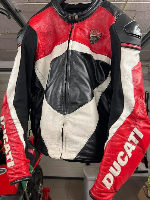 Motorjas Ducati Dainese maat 56