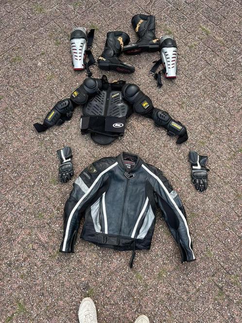 Motorkleding jasprotectie vest handschoenenkniescheen etc