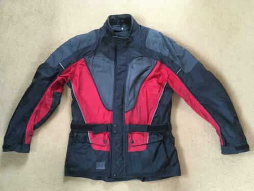 Motorkleding, stof en leer, handschoenen, laarsen en helm