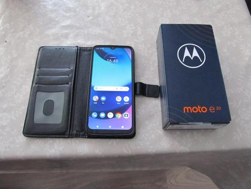 Motorola E 20