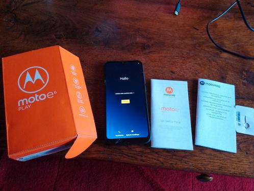 Motorola e 6 play smartphone