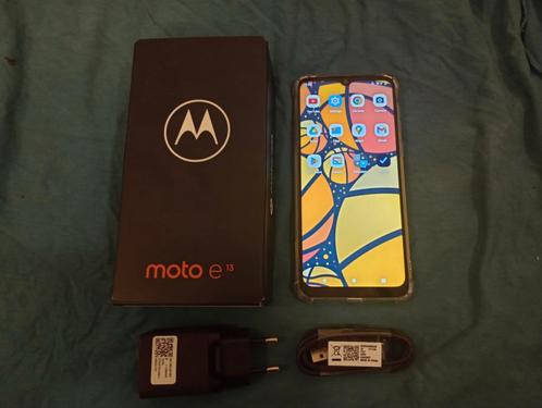 Motorola E13 Smartphone Telefoon Bijna Nieuw in doos