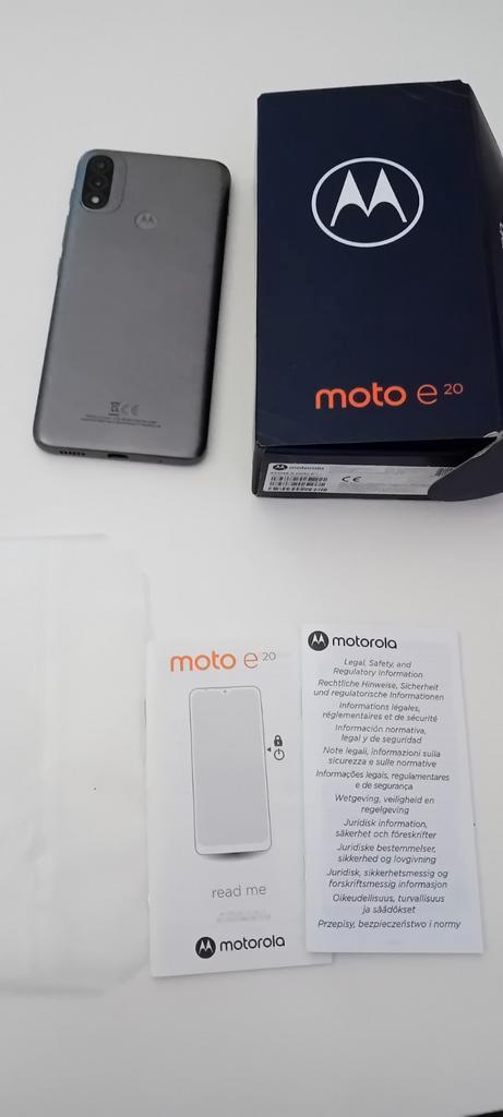 Motorola e20