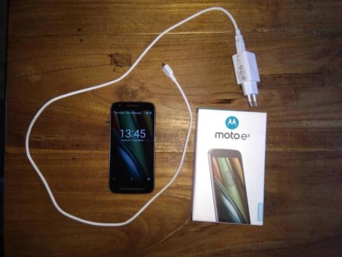Motorola e3 zo goed als nieuw