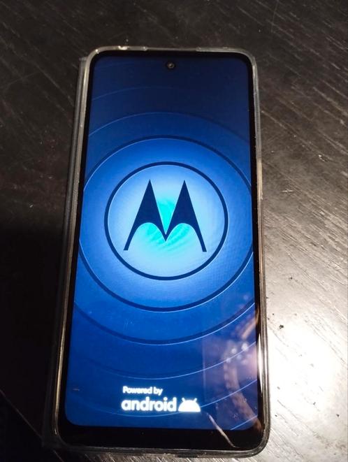 Motorola e32 smartphone