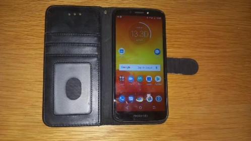 Motorola e5 pracht staat en goed inclusief hoesje