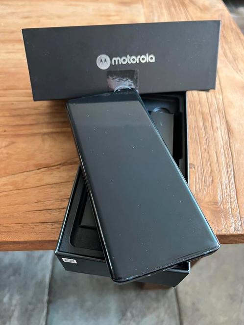 Motorola EDGE 128GB