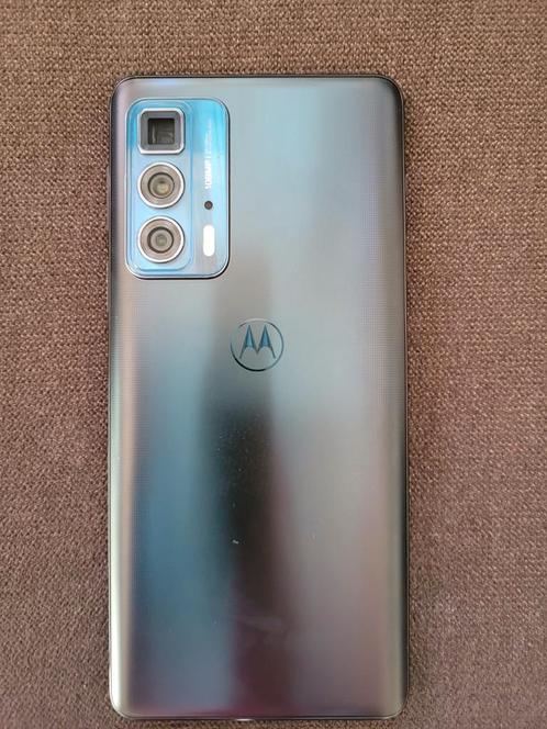 Motorola Edge 20 pro 5G.