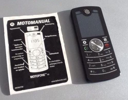 Motorola F3