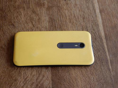 Motorola G3 XT1541 16GB geel - breuklijnen in scherm