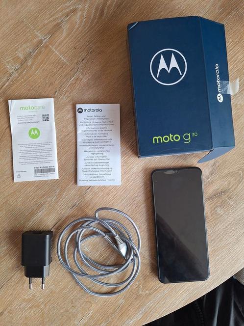 Motorola G30 compleet 128GB  screenprotector