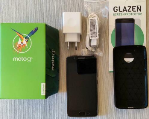 Motorola G5 met 32 GB SD kaart