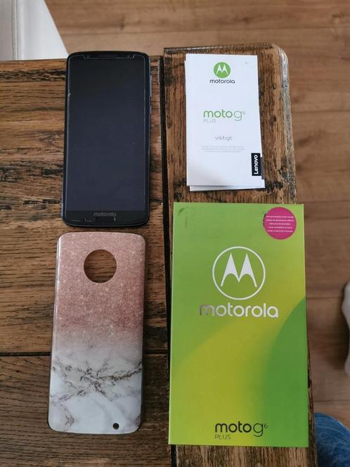 Motorola G6 plus 64GB als nieuw  hoesje