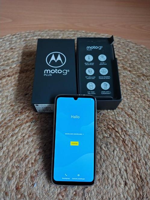 Motorola G8 plus