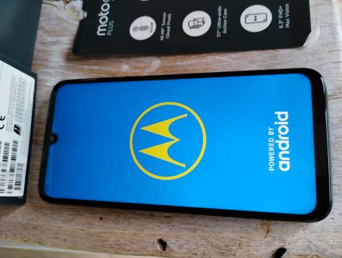 Motorola G8 plus  G8