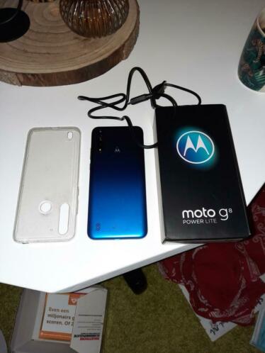 Motorola g8 power lite,nieuw.