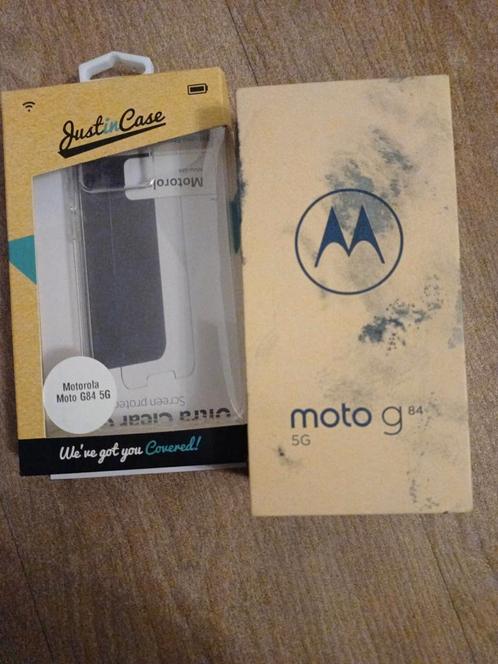 Motorola G84 5g 256gb Geseald zwart en Tpu case