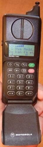 Motorola MicroTAC International 5200 (GSM900)