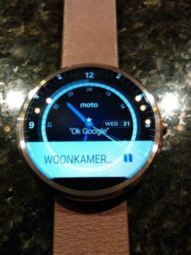 Motorola moto 360 