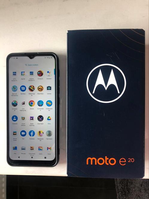 Motorola moto e20 inclusief alle toebehoren en hoesje NIEUW