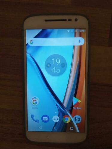 Motorola Moto G4 white smartphone