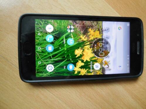 Motorola Moto G5 16 GB grijs mobiele telefoon  hoesje zwart