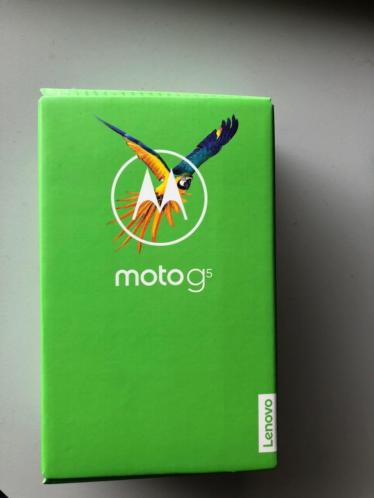 Motorola Moto G5 16GB  Micro SD 16GB NIEUW en ONGEOPEND 