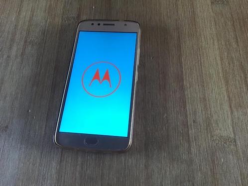 Motorola Moto G5S plus 100 in orde GOUDKLEURIG
