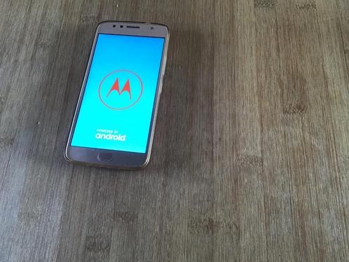 Motorola Moto G5S plus GOUDKLEURIG 100 in orde