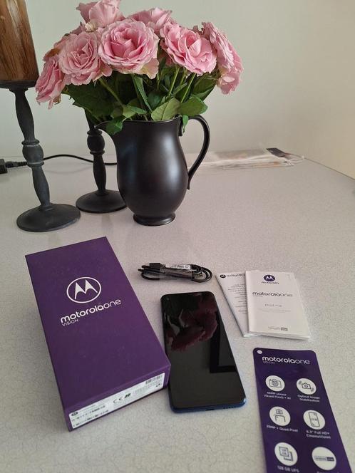 Motorola ONE 128 GB