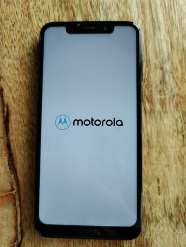 Motorola One 4 GB Ram en 64 GB - als nieuw