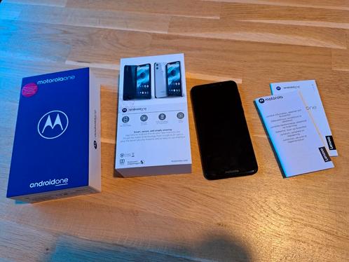 Motorola one 4GB  64GB