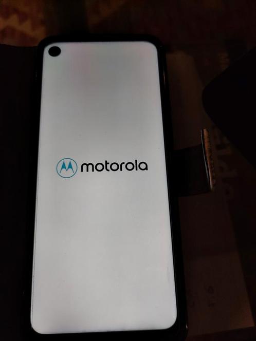 Motorola One Action met hoesje en screenprotectors 128Gb