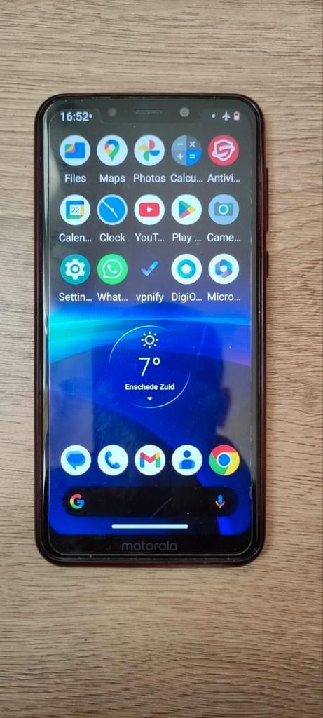 Motorola one dual sim