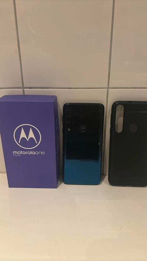 Motorola one macro