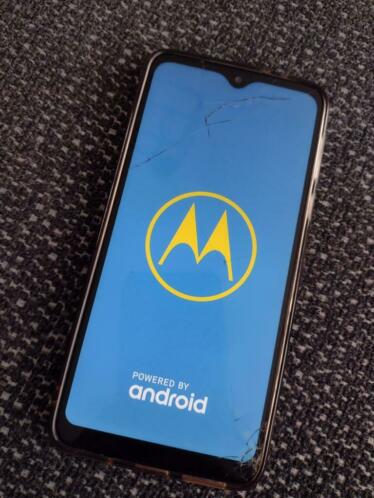 Motorola one macro paars roze