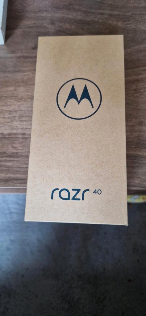 Motorola Razr 40