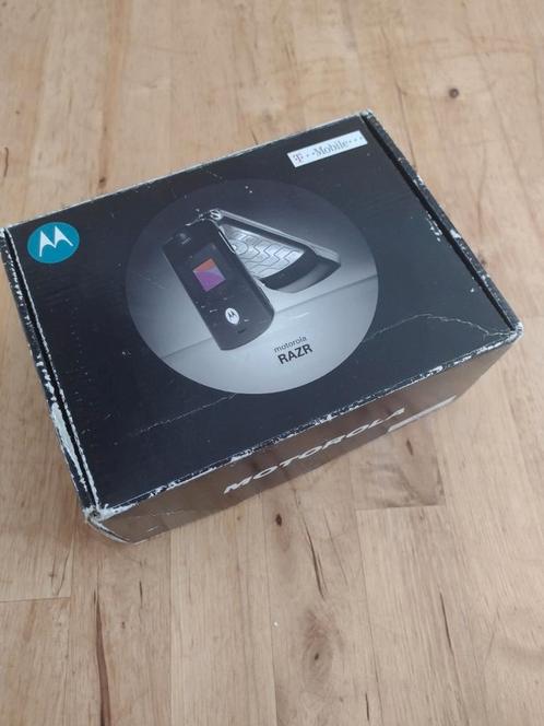 Motorola Razr V3 Flip phone Klassieker Met doos ZWART