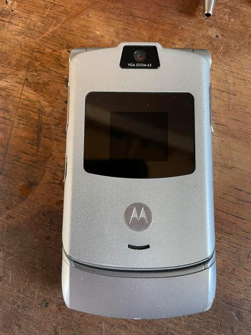 Motorola RAZR V3. Zilver