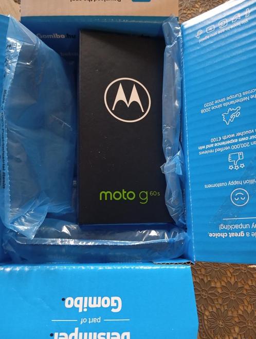 Motorola telefoon G60S, supersnel, als nieuw, compleet